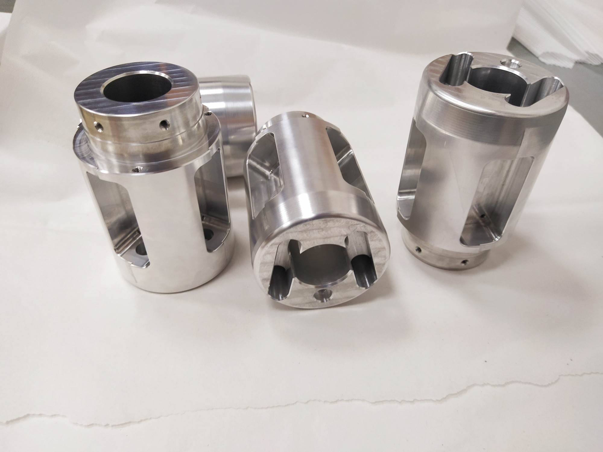 What are the characteristics and uses of aluminum alloy prototype!