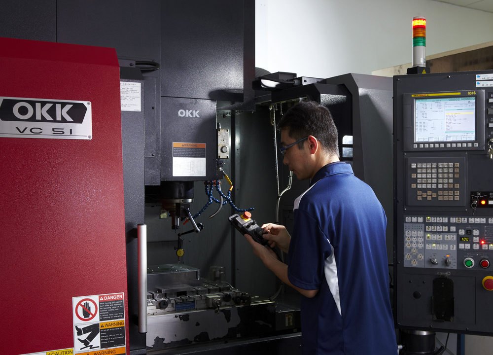 Why Should You Choose Our CNC Machinists?