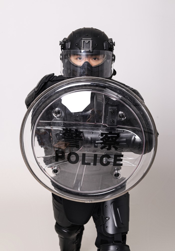 Does anti riot body armor against firearms ?