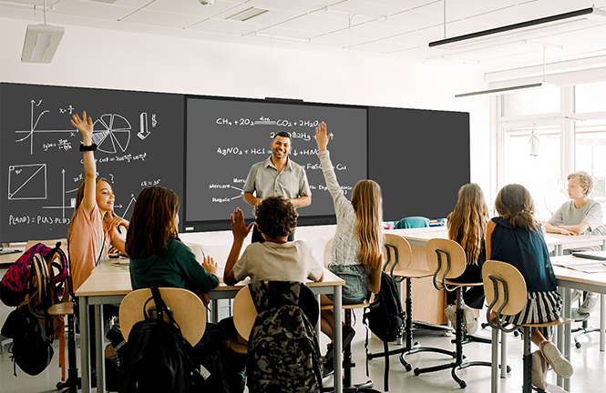 Unleashing Innovation: The Power of Modern Smart Blackboards  Introduction