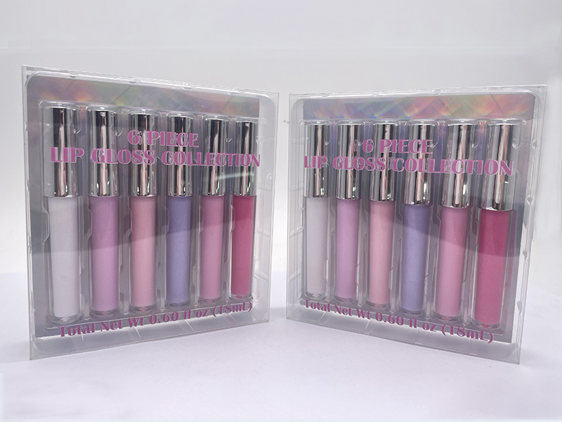 Faceted crystal heart shaped lustrous lip gloss