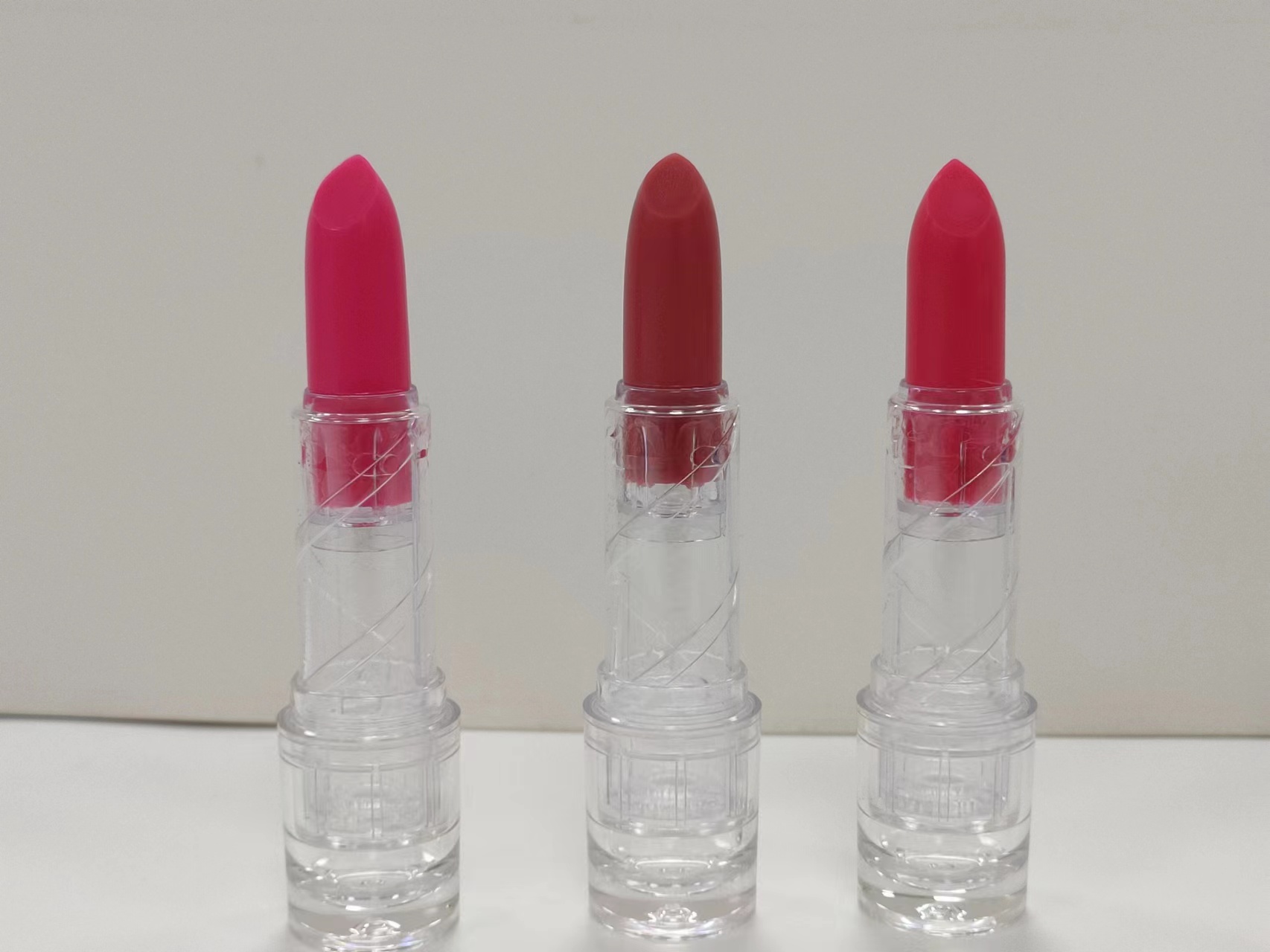 Longlasting Waterproof Shimmer Lipstick