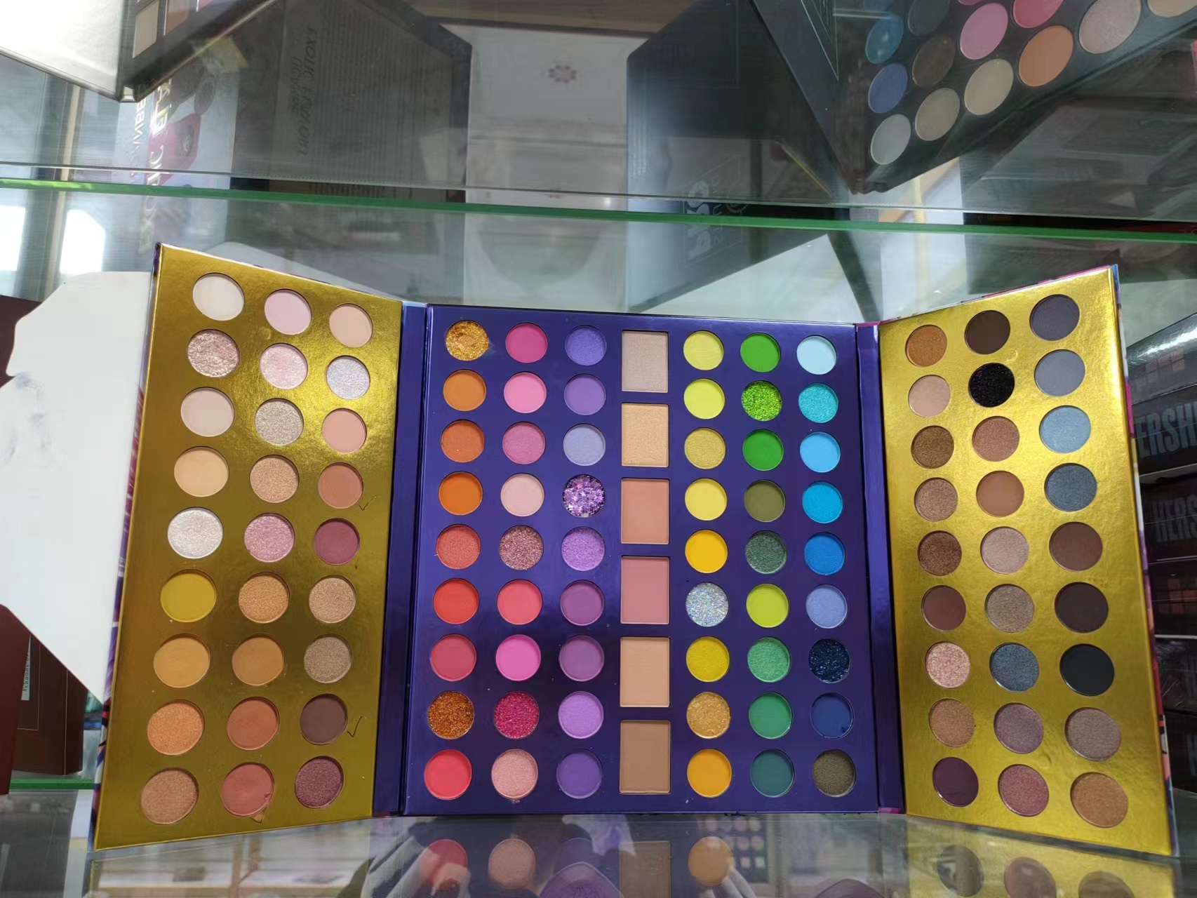 Multi-colours Shimmer Eye shadow Palette